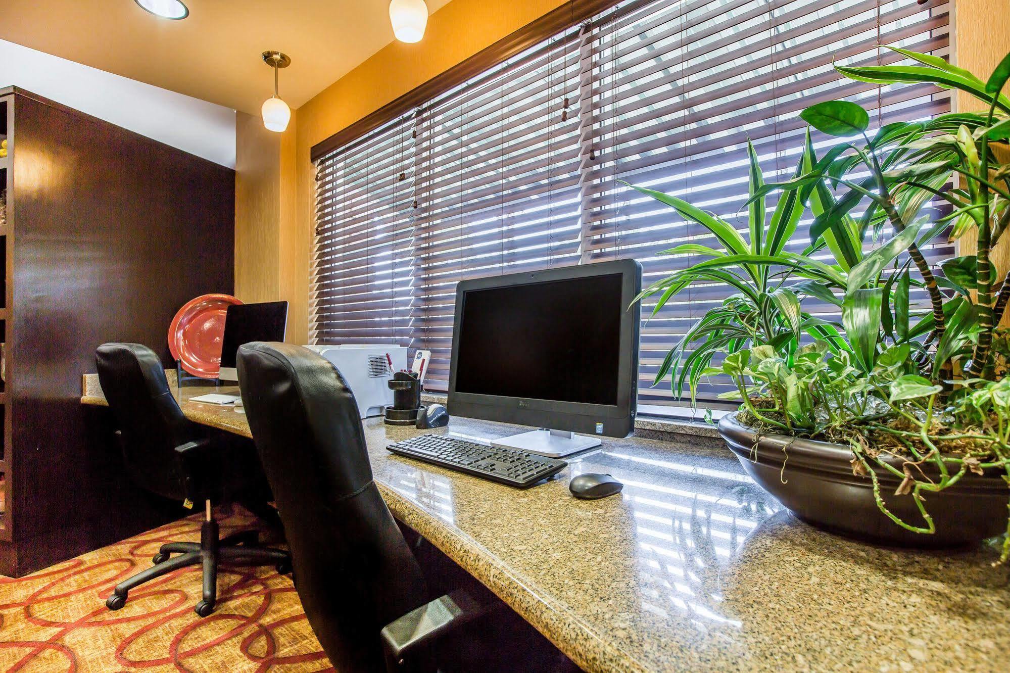 Comfort Suites Ontario Airport Convention Center Екстериор снимка